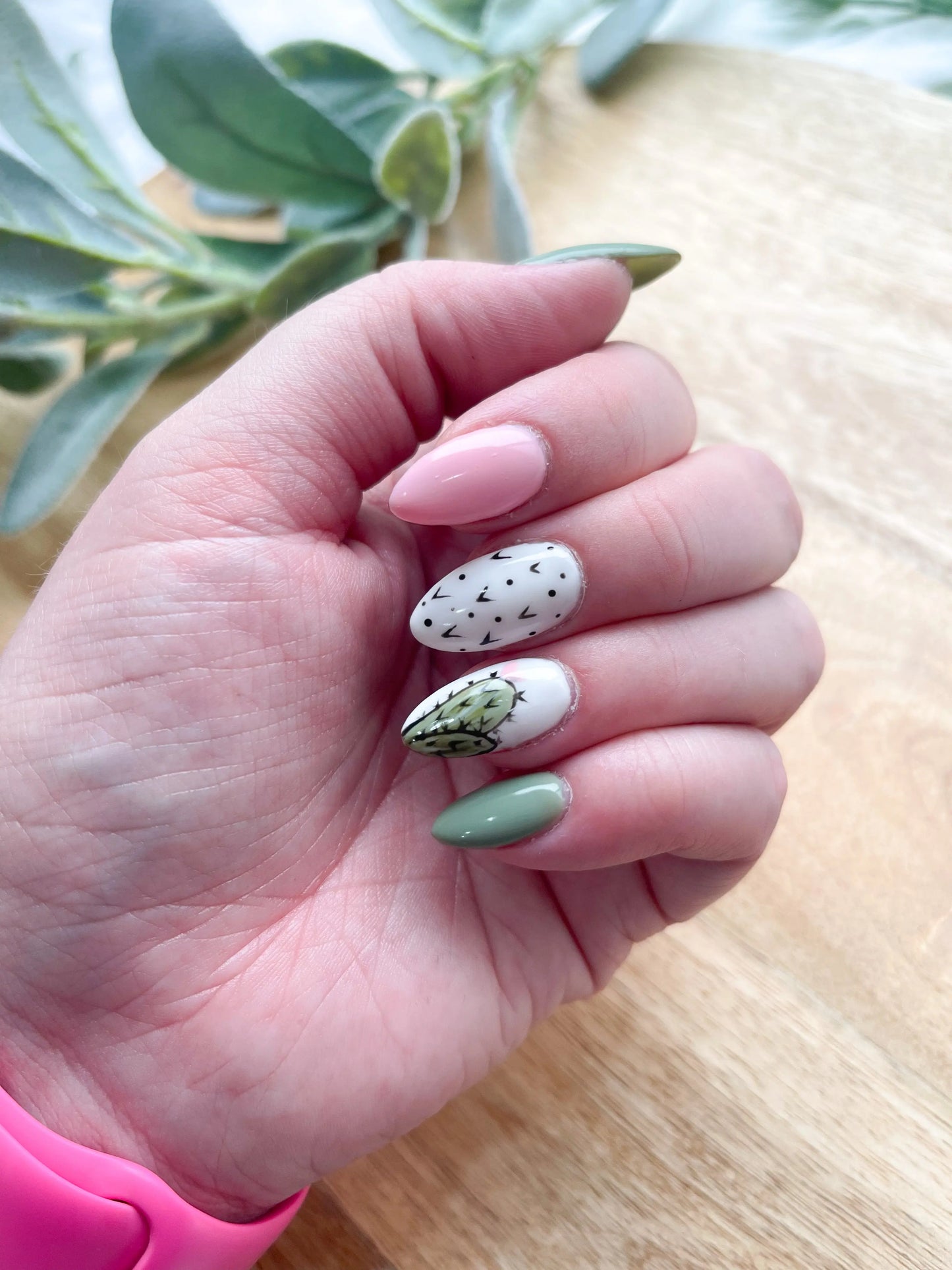 Cacti Prickles Press-on Nails